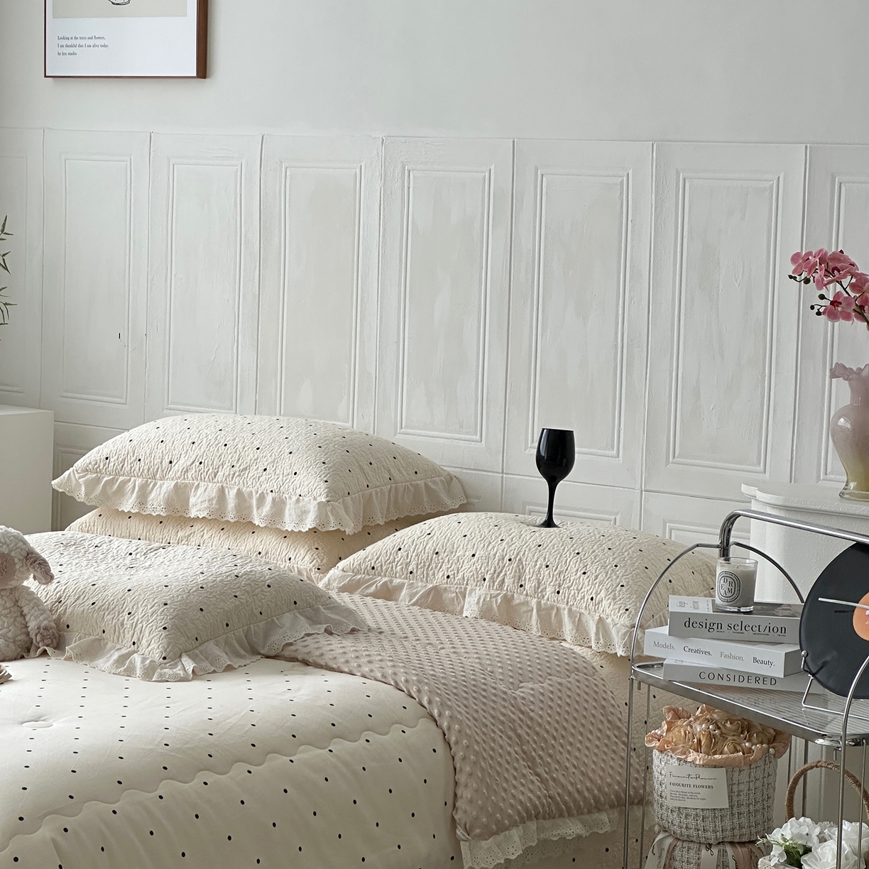 91家纺网 家纺一手货源 找家纺 佰织鑫家居 2025秋冬新品全棉法式床盖款豆豆被四件套 波点