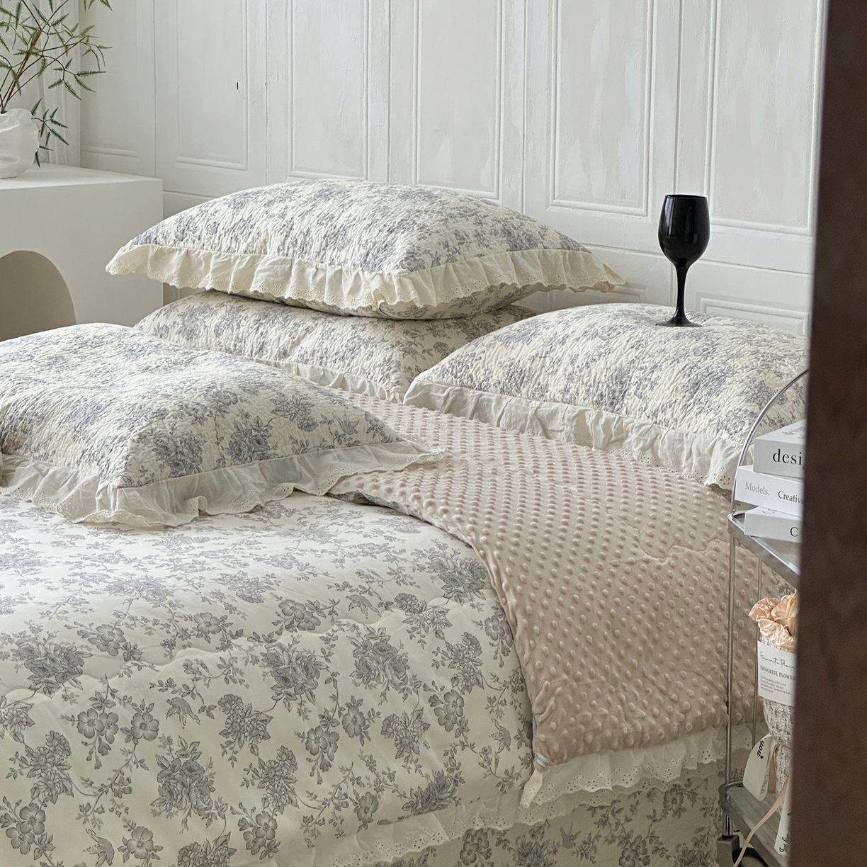 91家纺网 家纺一手货源 找家纺 佰织鑫家居 2025秋冬新品全棉法式床盖款豆豆被四件套 赫本