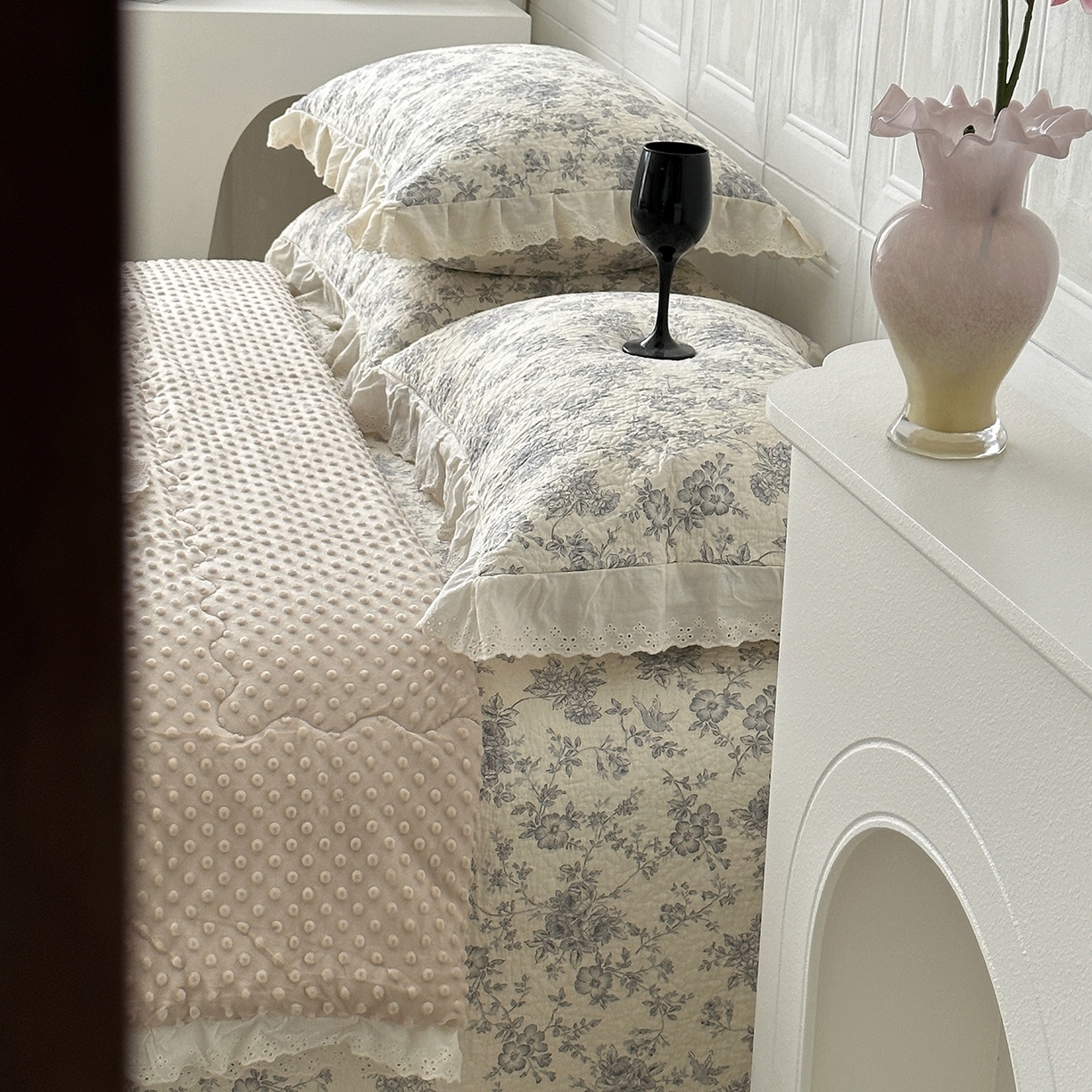 91家纺网 家纺一手货源 找家纺 佰织鑫家居 2025秋冬新品全棉法式床盖款豆豆被四件套 赫本