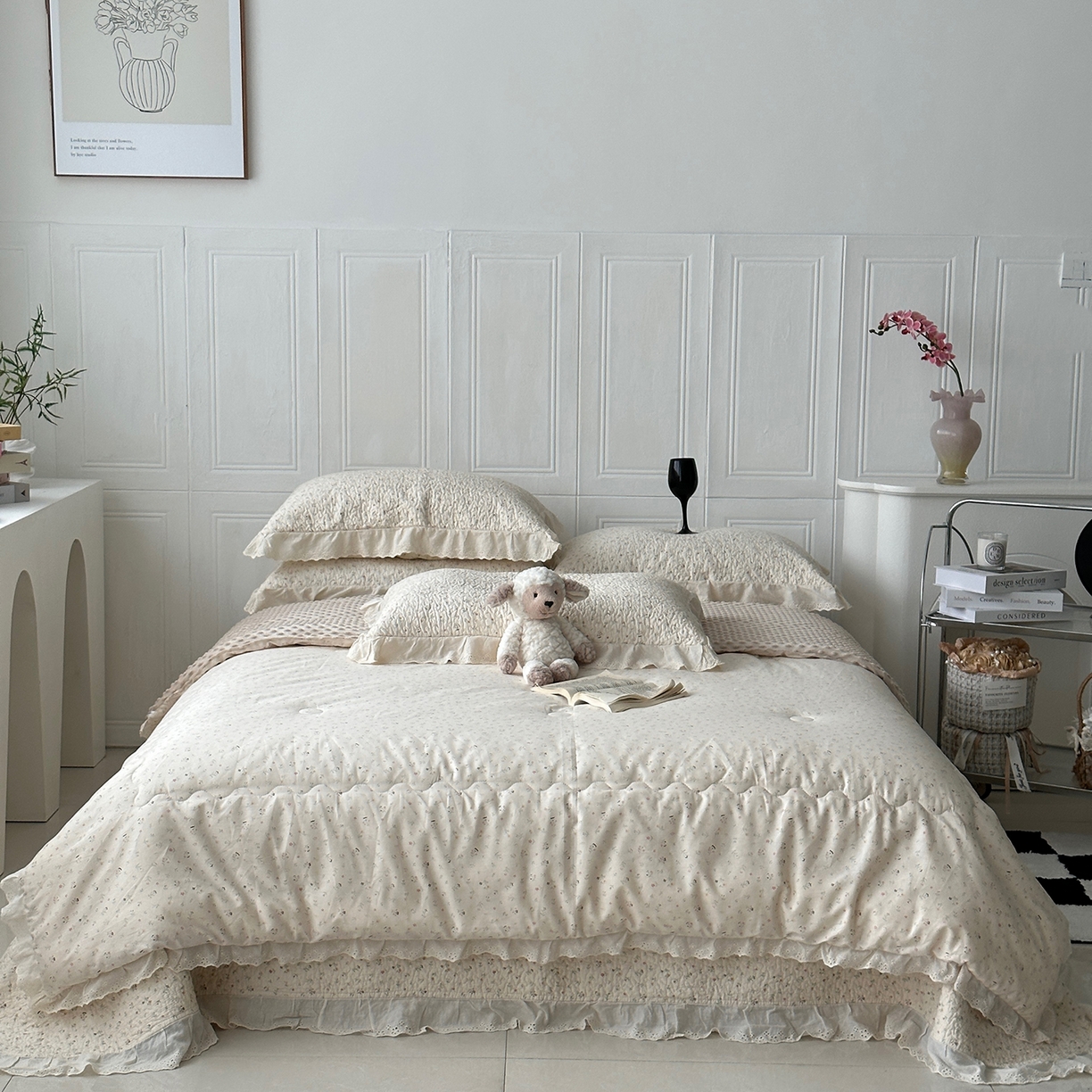 91家纺网 家纺一手货源 找家纺 佰织鑫家居 2025秋冬新品全棉法式床盖款豆豆被四件套 花朵儿