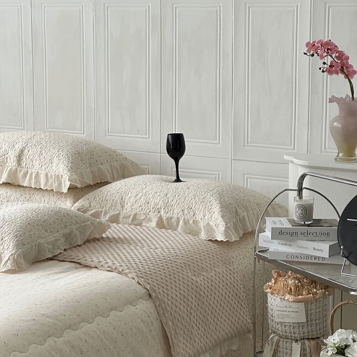 91家纺网 家纺一手货源 找家纺 佰织鑫家居 2025秋冬新品全棉法式床盖款豆豆被四件套 花朵儿