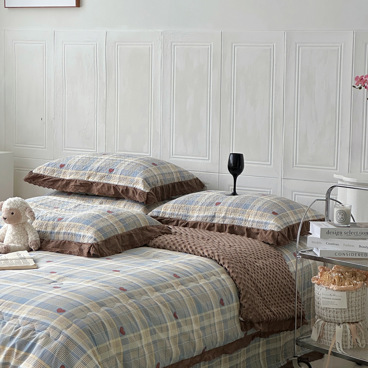 91家纺网 家纺一手货源 找家纺 佰织鑫家居 2025秋冬新品全棉法式床盖款豆豆被四件套 莱恩