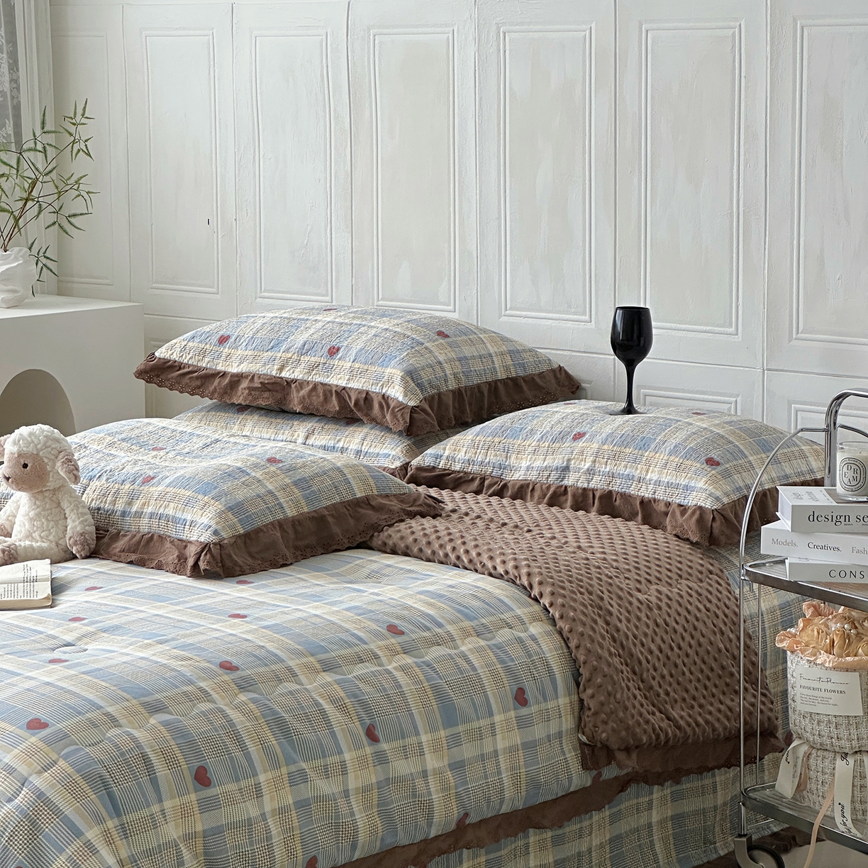 91家纺网 家纺一手货源 找家纺 佰织鑫家居 2025秋冬新品全棉法式床盖款豆豆被四件套 莱恩