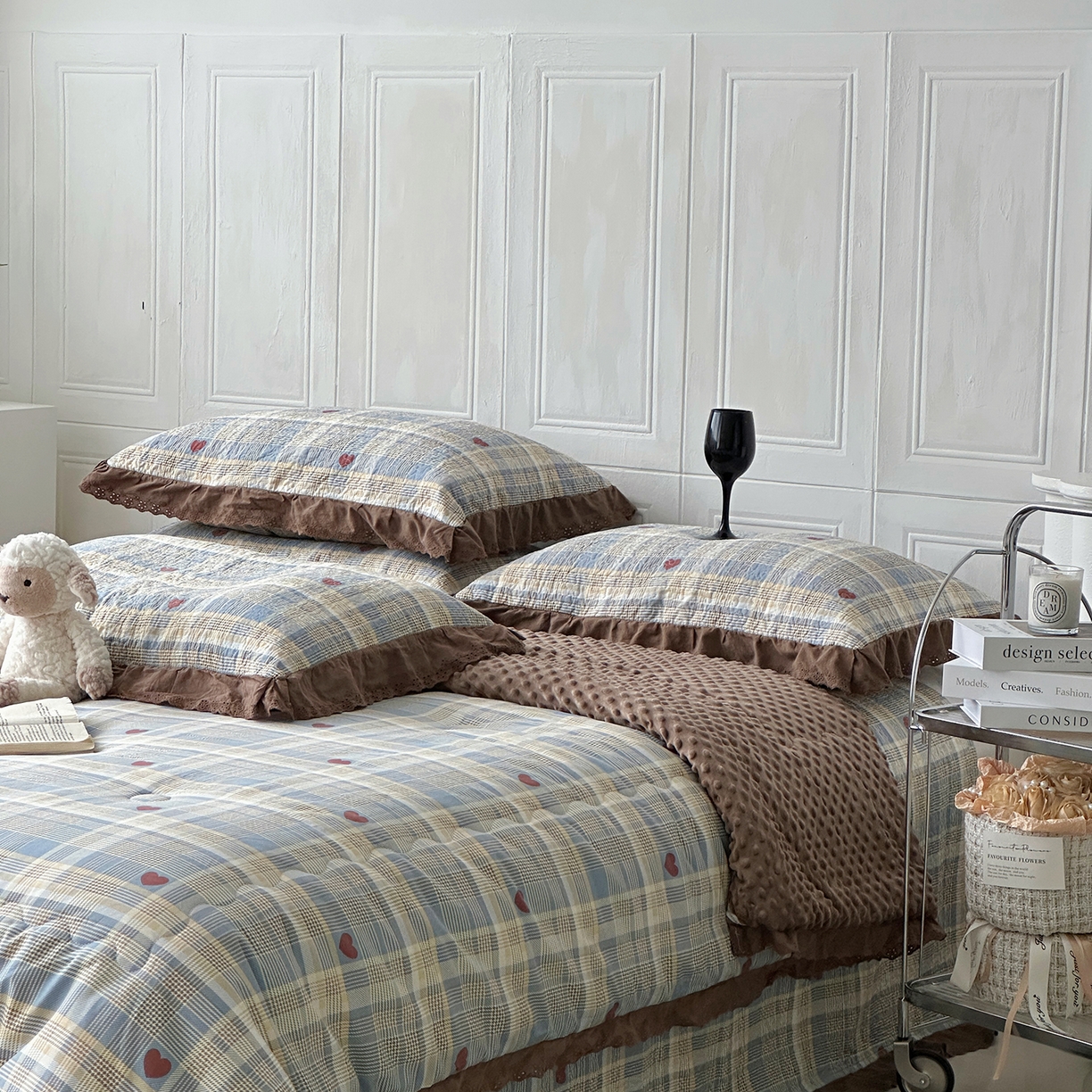 91家纺网 家纺一手货源 找家纺 佰织鑫家居 2025秋冬新品全棉法式床盖款豆豆被四件套 莱恩