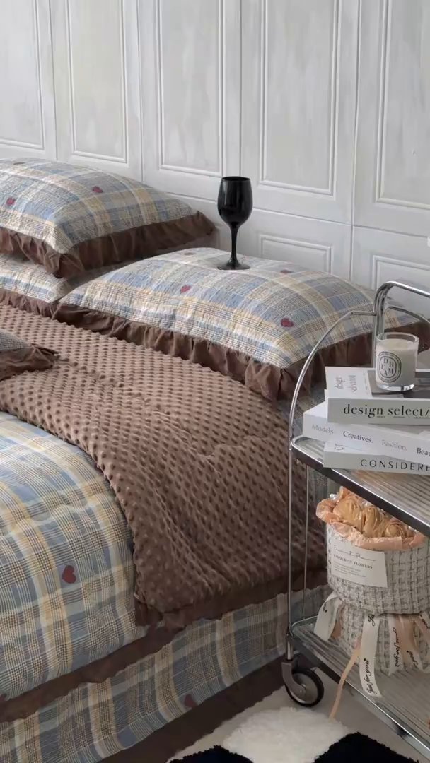 91家纺网 家纺一手货源 找家纺 佰织鑫家居 2025秋冬新品全棉法式床盖款豆豆被四件套 莱恩