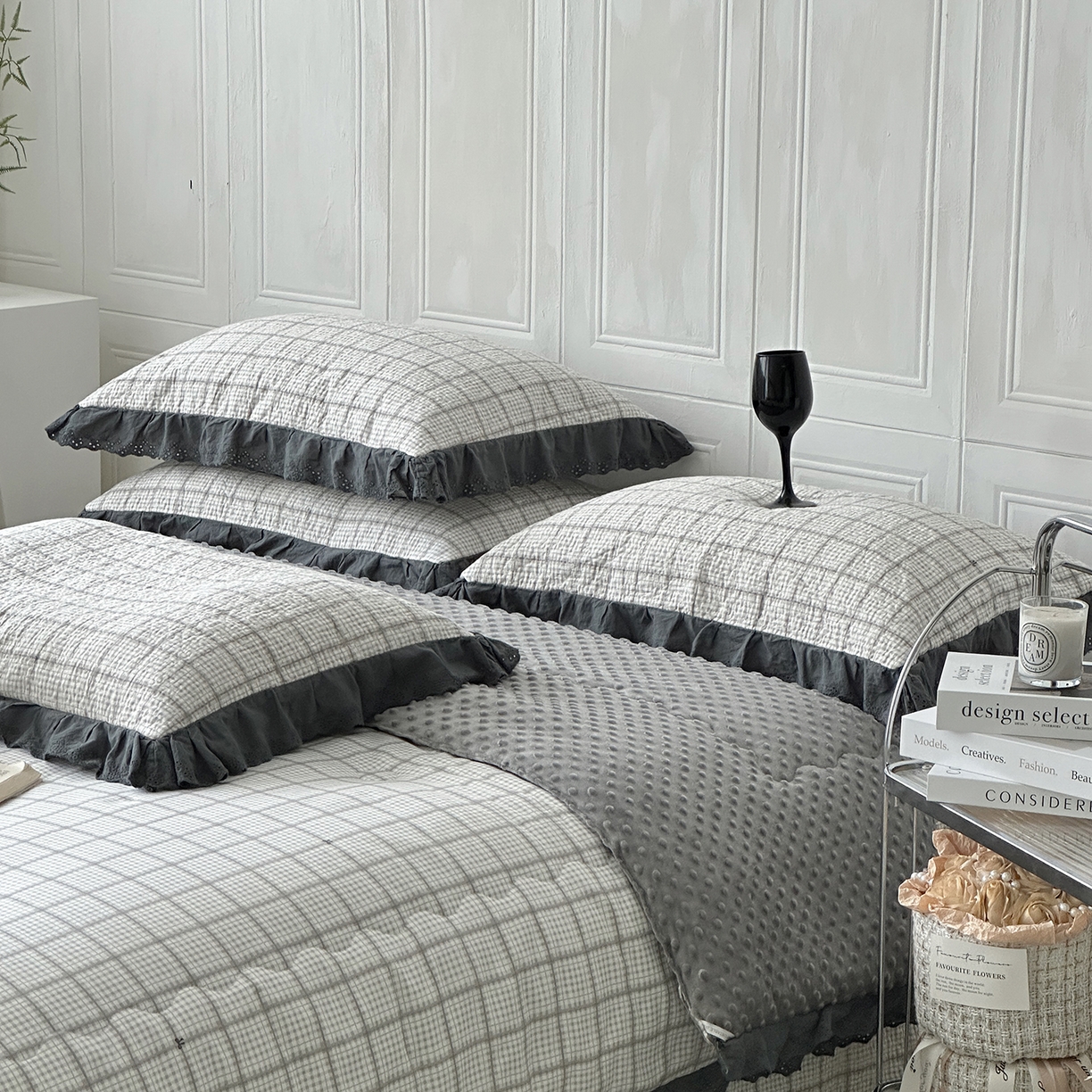 91家纺网 家纺一手货源 找家纺 佰织鑫家居 2025秋冬新品全棉法式床盖款豆豆被四件套 蓝格