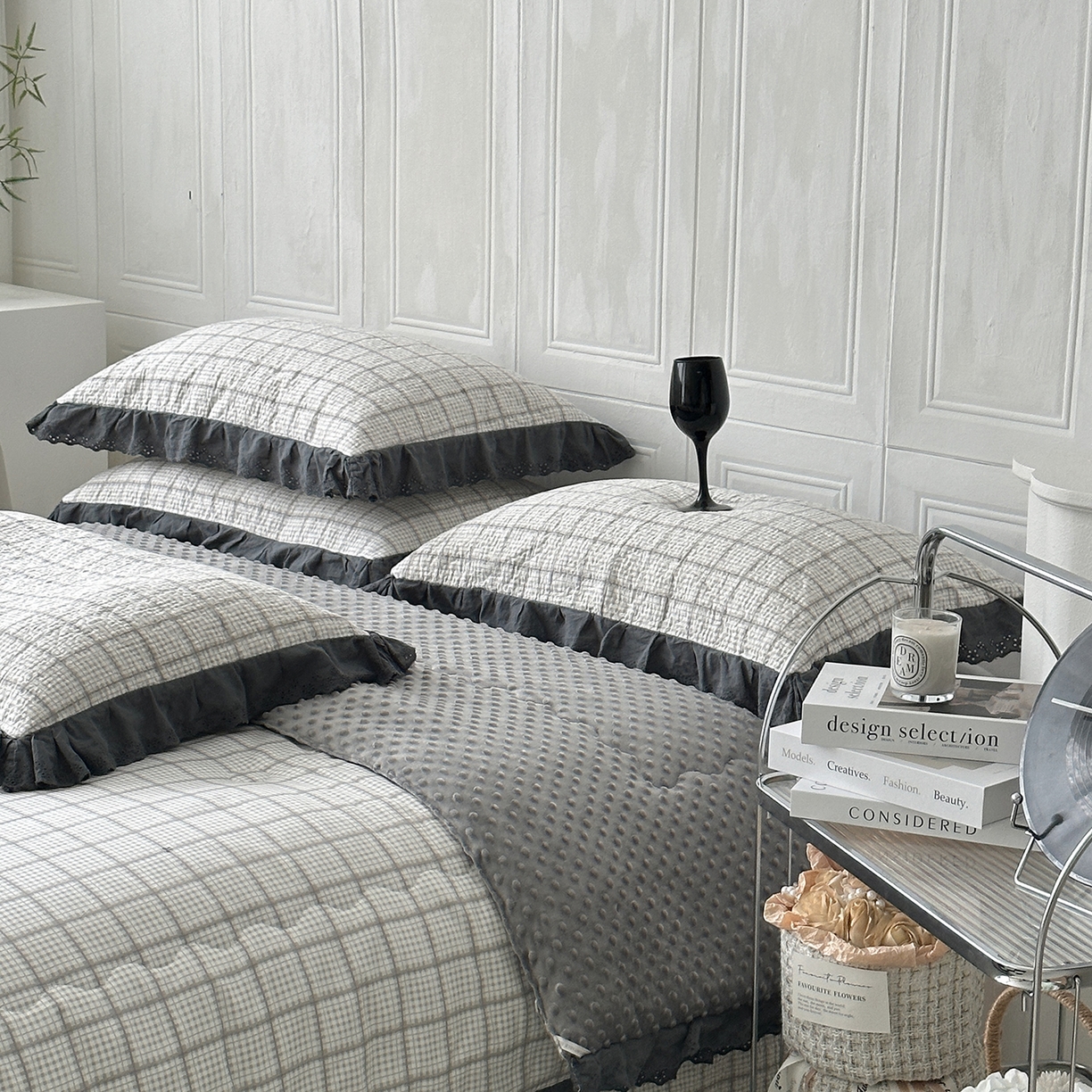 91家纺网 家纺一手货源 找家纺 佰织鑫家居 2025秋冬新品全棉法式床盖款豆豆被四件套 蓝格