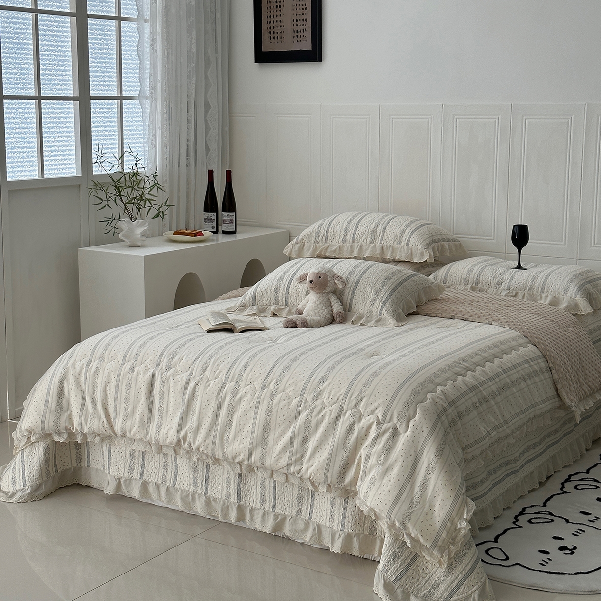 91家纺网 家纺一手货源 找家纺 佰织鑫家居 2025秋冬新品全棉法式床盖款豆豆被四件套 蓝山