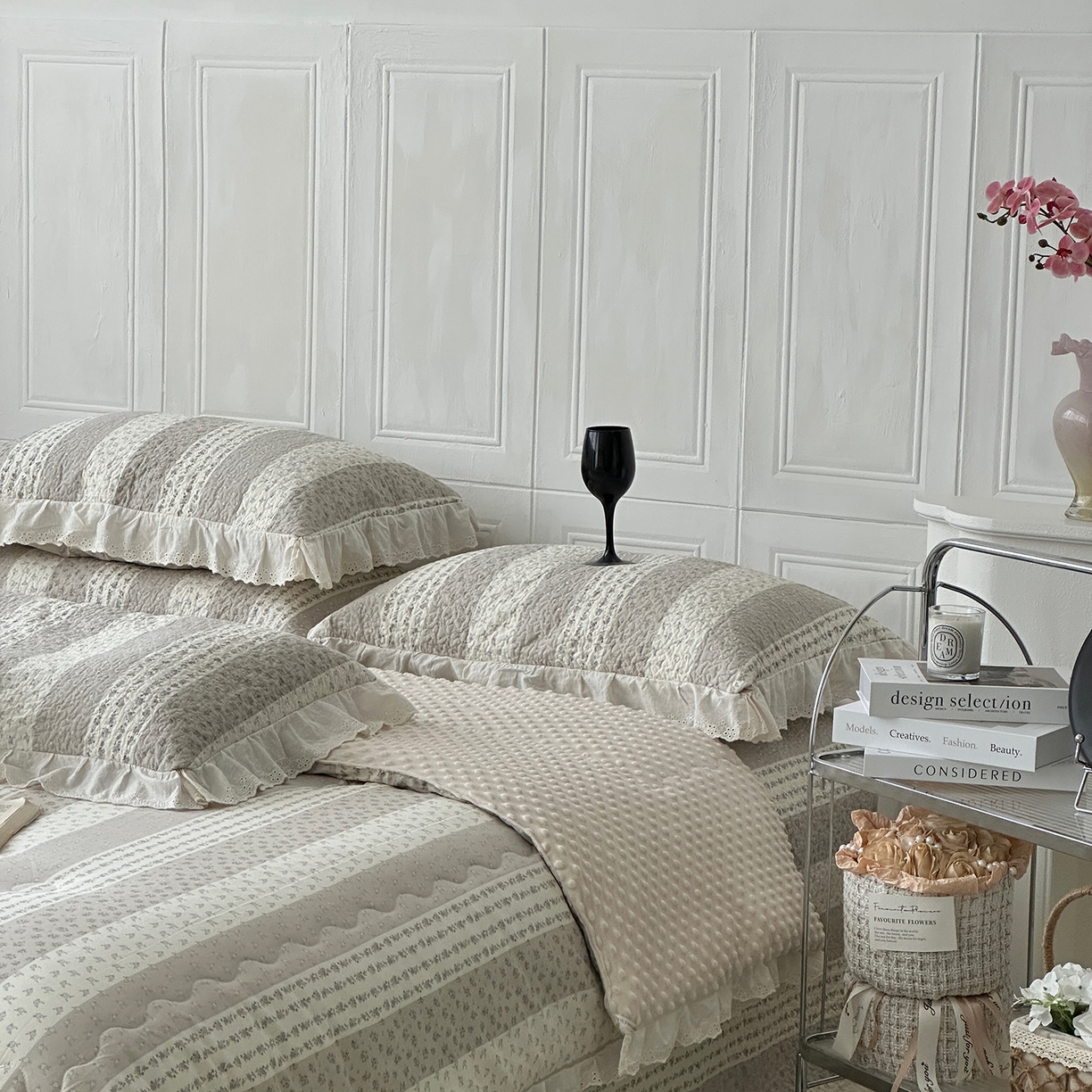 91家纺网 家纺一手货源 找家纺 佰织鑫家居 2025秋冬新品全棉法式床盖款豆豆被四件套 思念