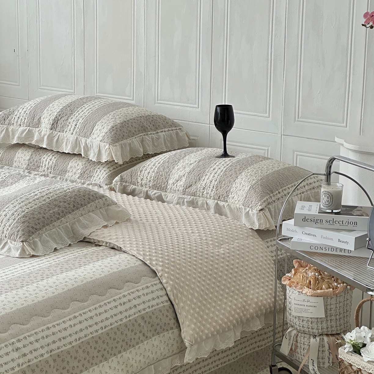 91家纺网 家纺一手货源 找家纺 佰织鑫家居 2025秋冬新品全棉法式床盖款豆豆被四件套 思念