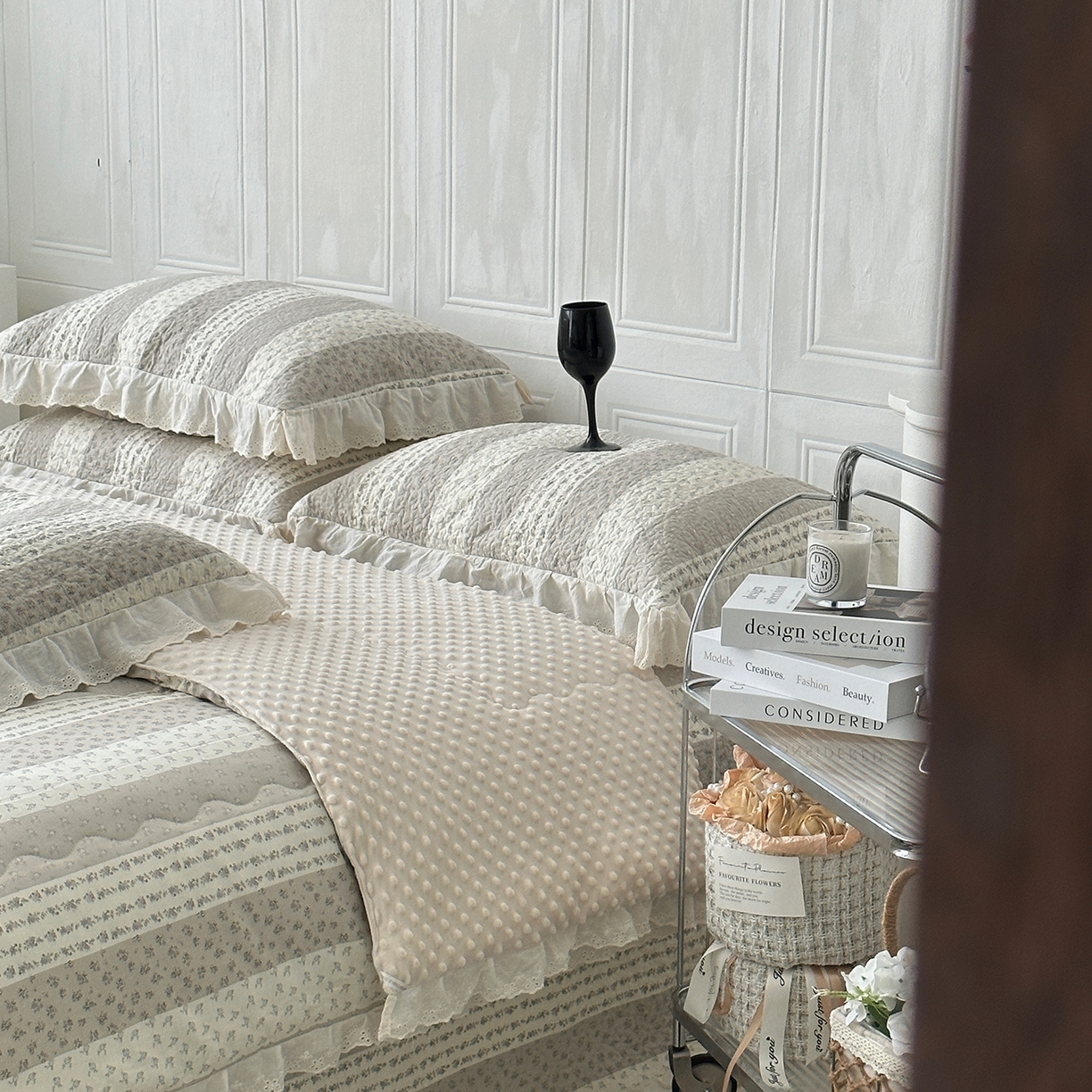 91家纺网 家纺一手货源 找家纺 佰织鑫家居 2025秋冬新品全棉法式床盖款豆豆被四件套 思念