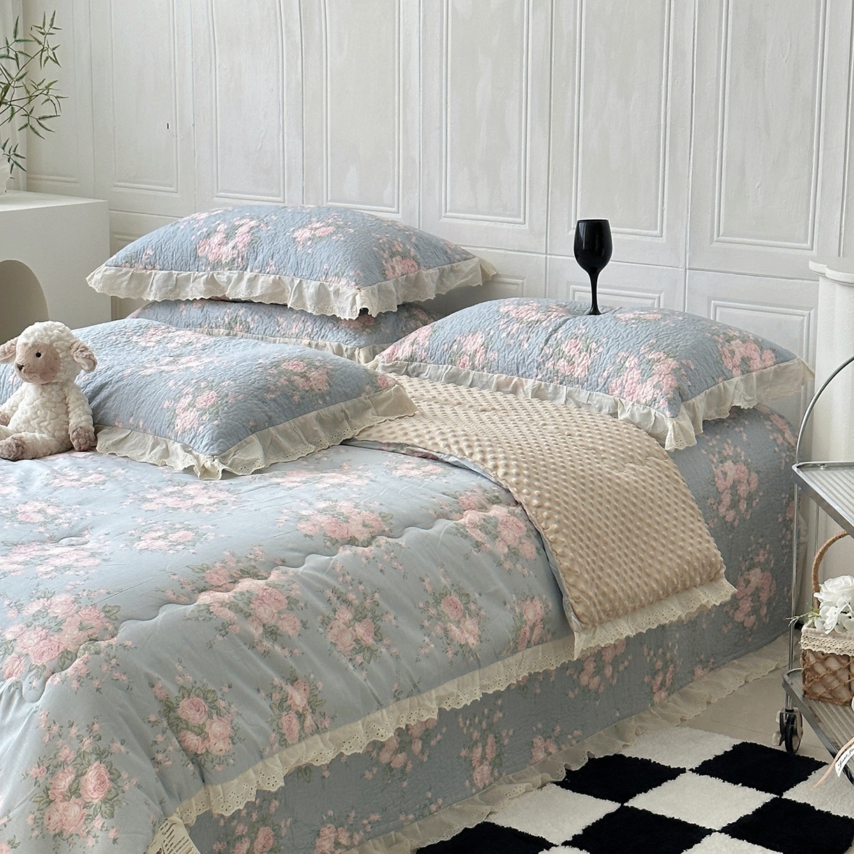 91家纺网 家纺一手货源 找家纺 佰织鑫家居 2025秋冬新品全棉法式床盖款豆豆被四件套 苏里南