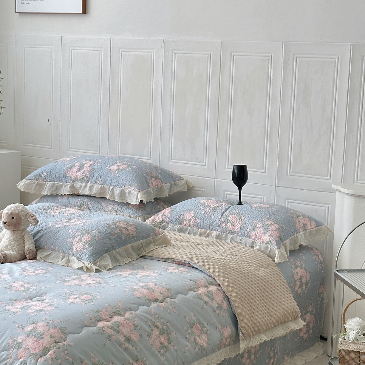 91家纺网 家纺一手货源 找家纺 佰织鑫家居 2025秋冬新品全棉法式床盖款豆豆被四件套 苏里南