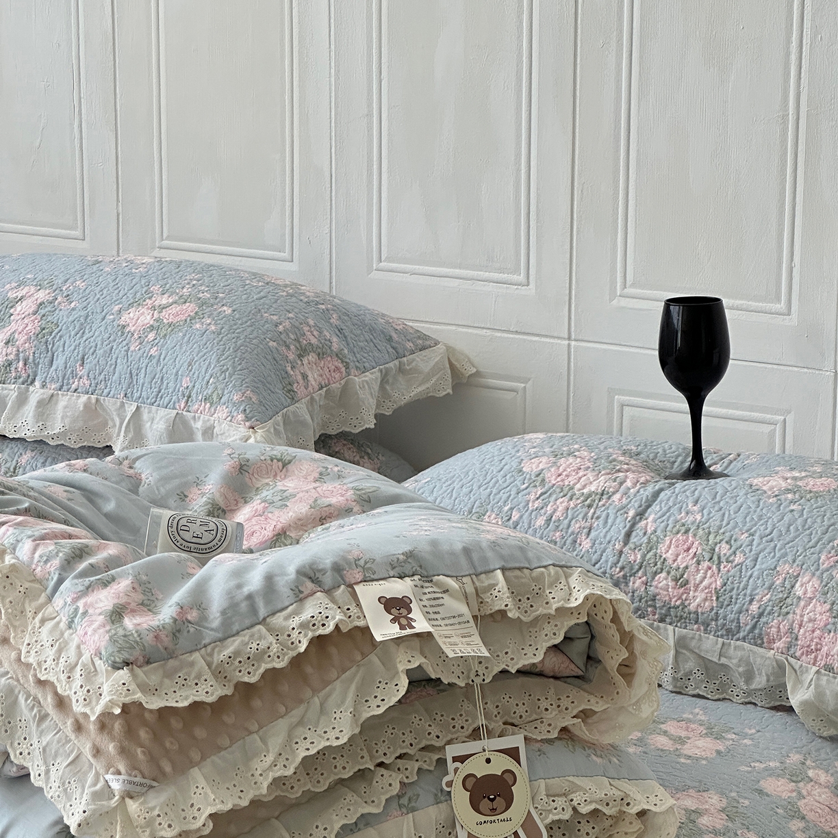 91家纺网 家纺一手货源 找家纺 佰织鑫家居 2025秋冬新品全棉法式床盖款豆豆被四件套 苏里南