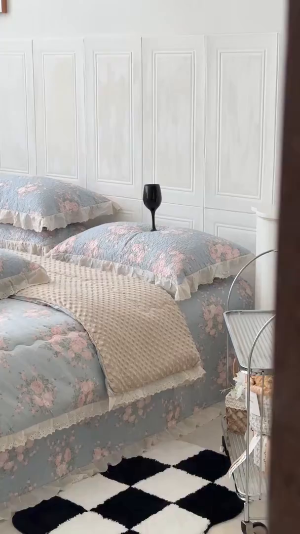 91家纺网 家纺一手货源 找家纺 佰织鑫家居 2025秋冬新品全棉法式床盖款豆豆被四件套 苏里南