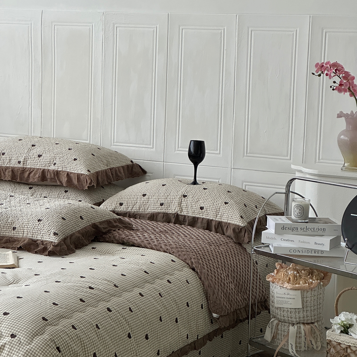 91家纺网 家纺一手货源 找家纺 佰织鑫家居 2025秋冬新品全棉法式床盖款豆豆被四件套 甜心格