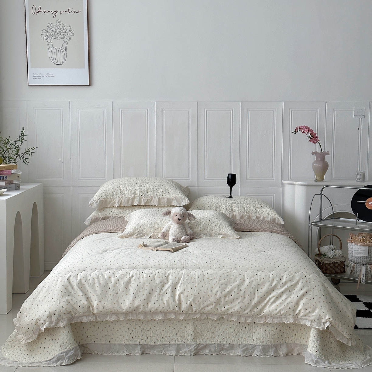 91家纺网 家纺一手货源 找家纺 佰织鑫家居 2025秋冬新品全棉法式床盖款豆豆被四件套 小花