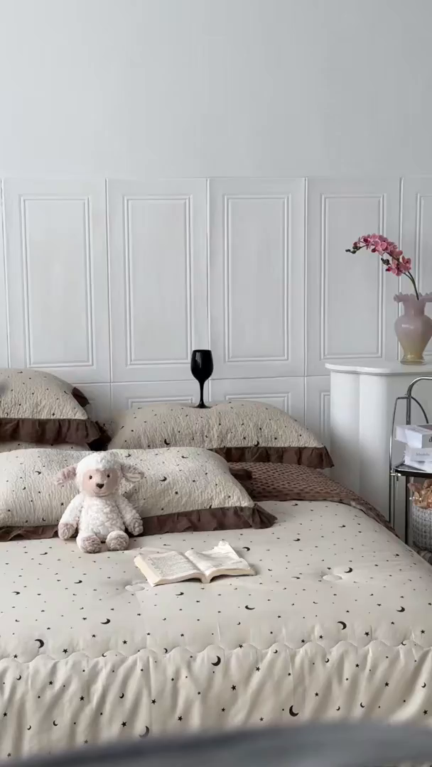 91家纺网 家纺一手货源 找家纺 佰织鑫家居 2025秋冬新品全棉法式床盖款豆豆被四件套 星星月亮