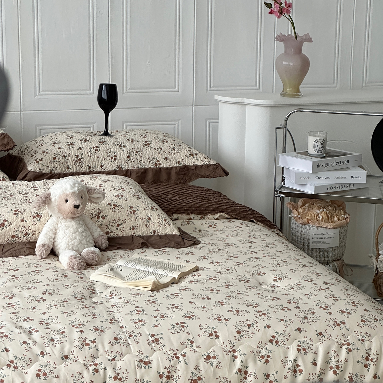 91家纺网 家纺一手货源 找家纺 佰织鑫家居 2025秋冬新品全棉法式床盖款豆豆被四件套 月桂