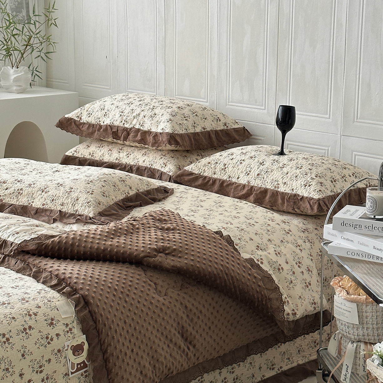 91家纺网 家纺一手货源 找家纺 佰织鑫家居 2025秋冬新品全棉法式床盖款豆豆被四件套 月桂