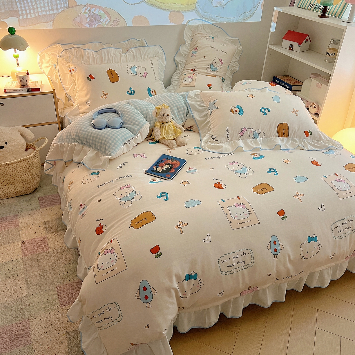 91家纺网 家纺一手货源 找家纺 桃心家居 2025新款A类韩版花边撞色云柔水洗棉加厚牛奶绒少女猫咪棉绒四件套系列 绒花边-猫咪时光