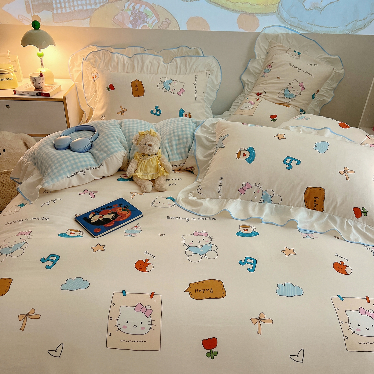 91家纺网 家纺一手货源 找家纺 桃心家居 2025新款A类韩版花边撞色云柔水洗棉加厚牛奶绒少女猫咪棉绒四件套系列 绒花边-猫咪时光