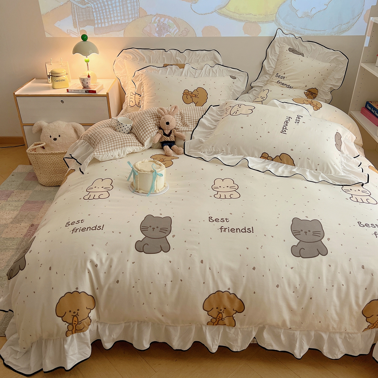 91家纺网 家纺一手货源 找家纺 桃心家居 2025新款A类韩版花边撞色云柔水洗棉加厚牛奶绒少女猫咪棉绒四件套系列 绒花边-快乐时光