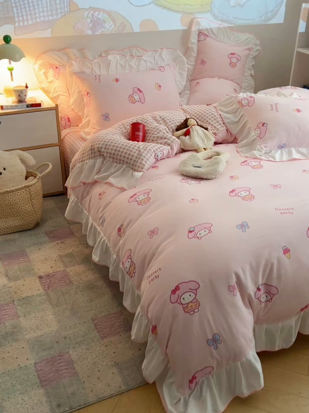 91家纺网 家纺一手货源 找家纺 （总）桃心家居 2025新款A类韩版花边撞色云柔水洗棉加厚牛奶绒少女猫咪棉绒四件套系列