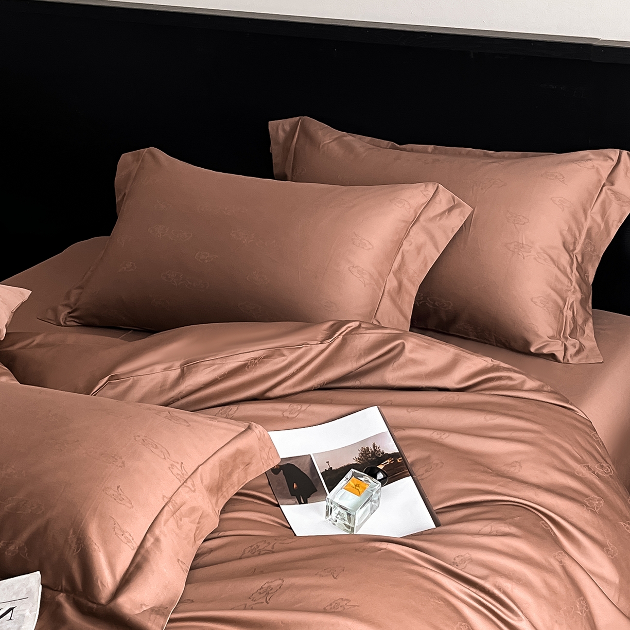 91家纺网 家纺一手货源 找家纺 舒慕家纺 2025新款100支长绒棉提花四件套系列 艾琳娜