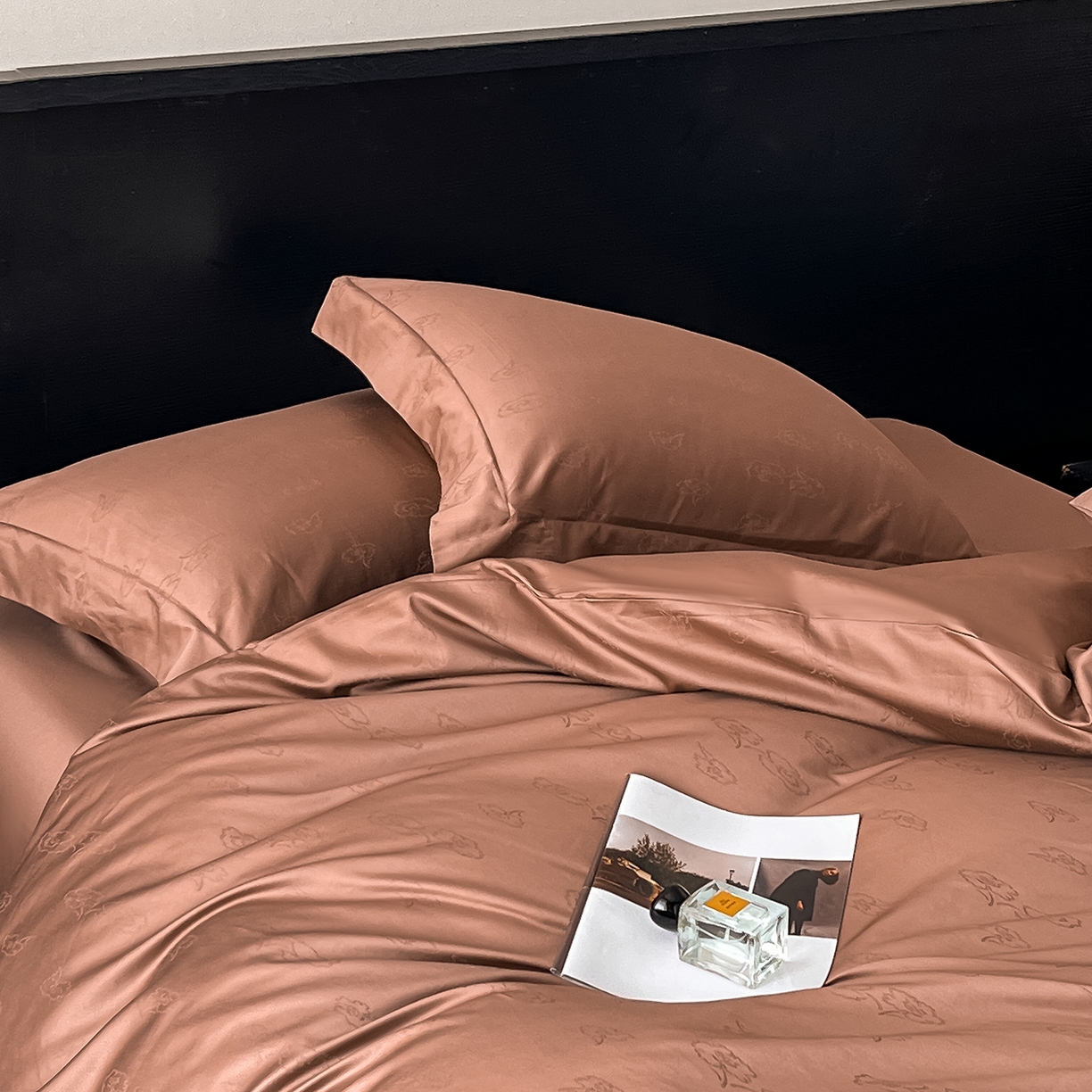 91家纺网 家纺一手货源 找家纺 舒慕家纺 2025新款100支长绒棉提花四件套系列 艾琳娜