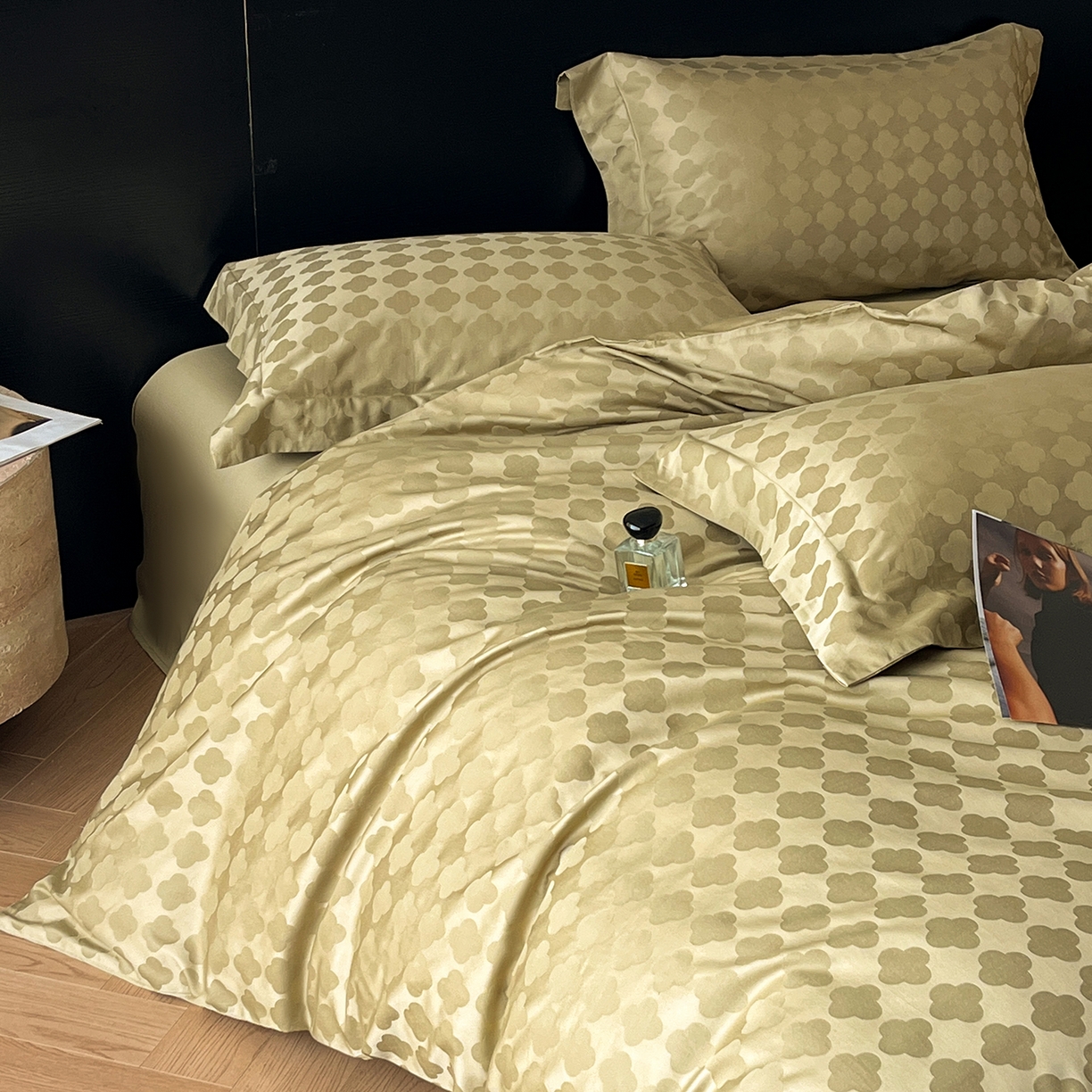 91家纺网 家纺一手货源 找家纺 舒慕家纺 2025新款100支长绒棉提花四件套系列 蒂凡朵