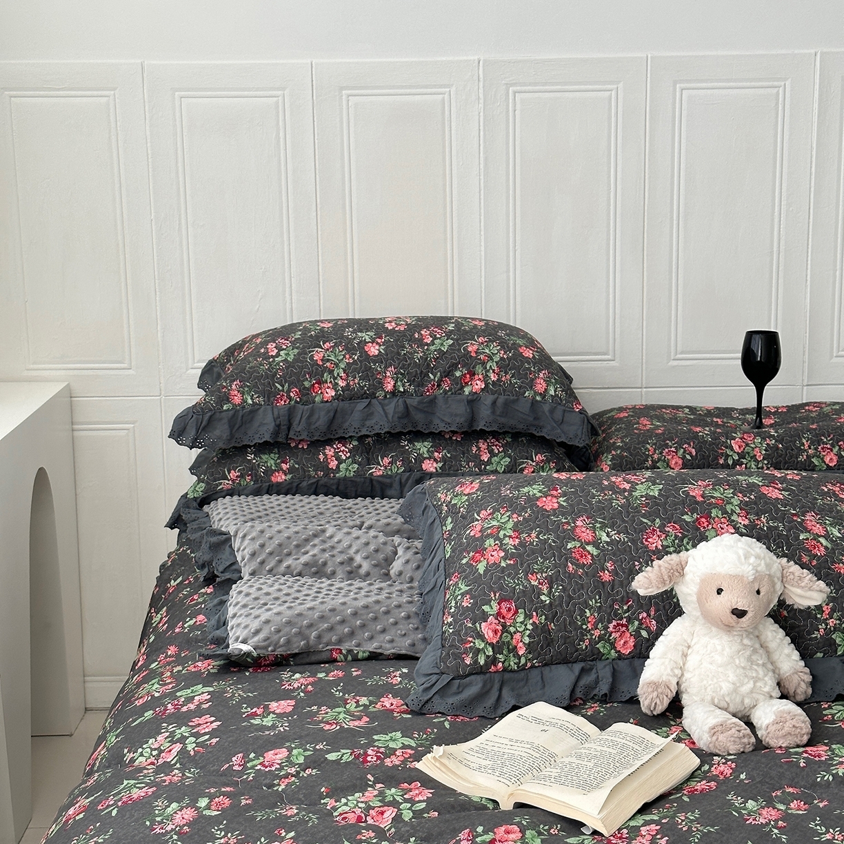 91家纺网 家纺一手货源 找家纺 （总）佰织鑫家居 2025秋冬新品全棉法式床盖款豆豆被四件套