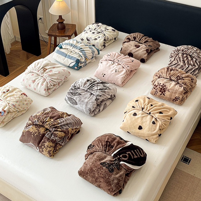 91家纺网 家纺一手货源 找家纺 （总）朵朵家纺 2025新款加厚牛奶绒印花单床笠单品学生宿舍床垫保护套 床笠（床垫保护套可定制尺寸 ）