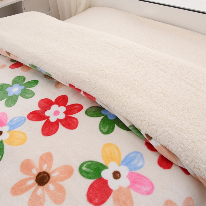 91家纺网 家纺一手货源 找家纺 圣靓 2025新款暖心牛奶绒羊羔绒冬被被子被芯 繁花