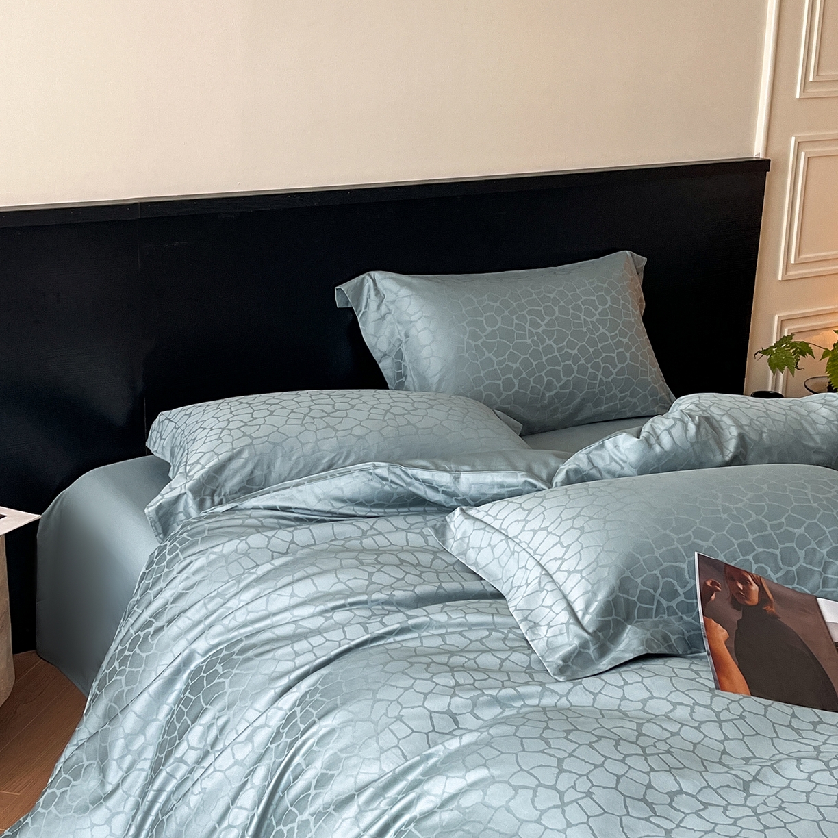 91家纺网 家纺一手货源 找家纺 舒慕家纺 2025新款100支长绒棉提花四件套系列 赫罗