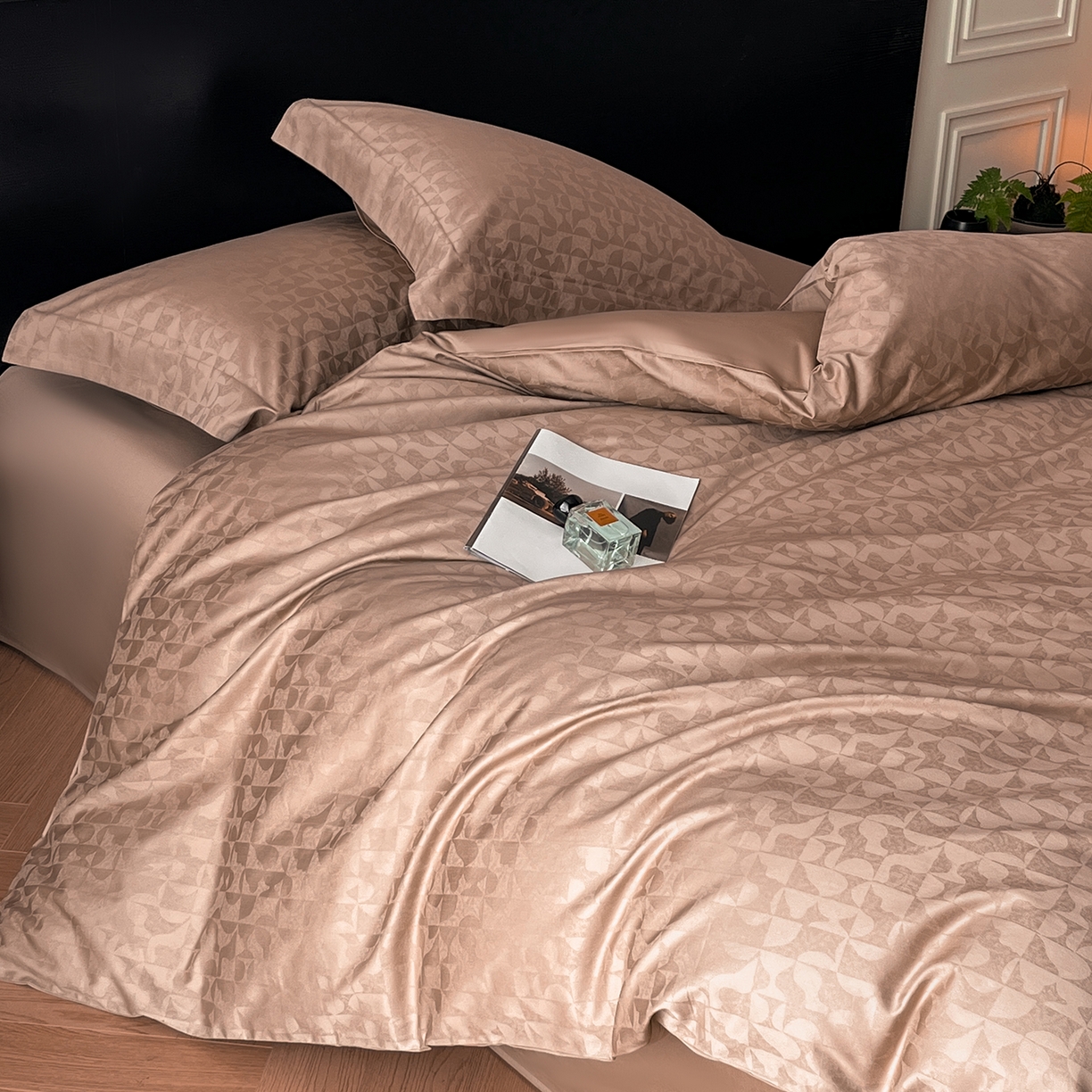 91家纺网 家纺一手货源 找家纺 舒慕家纺 2025新款100支长绒棉提花四件套系列 卡曼