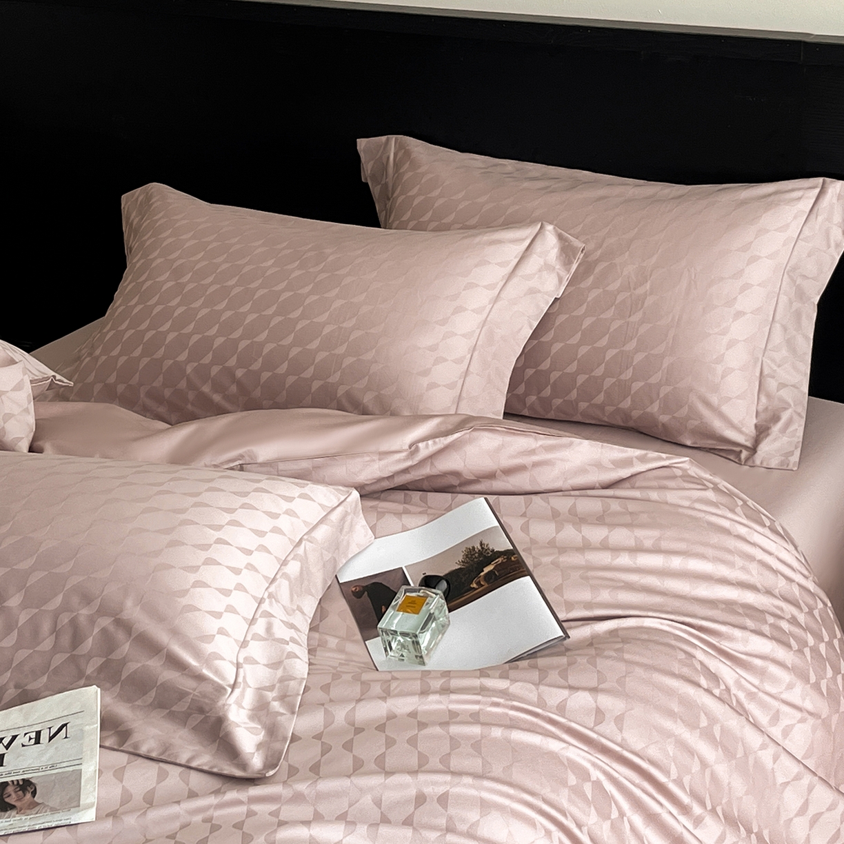 91家纺网 家纺一手货源 找家纺 舒慕家纺 2025新款100支长绒棉提花四件套系列 瑞彩流光