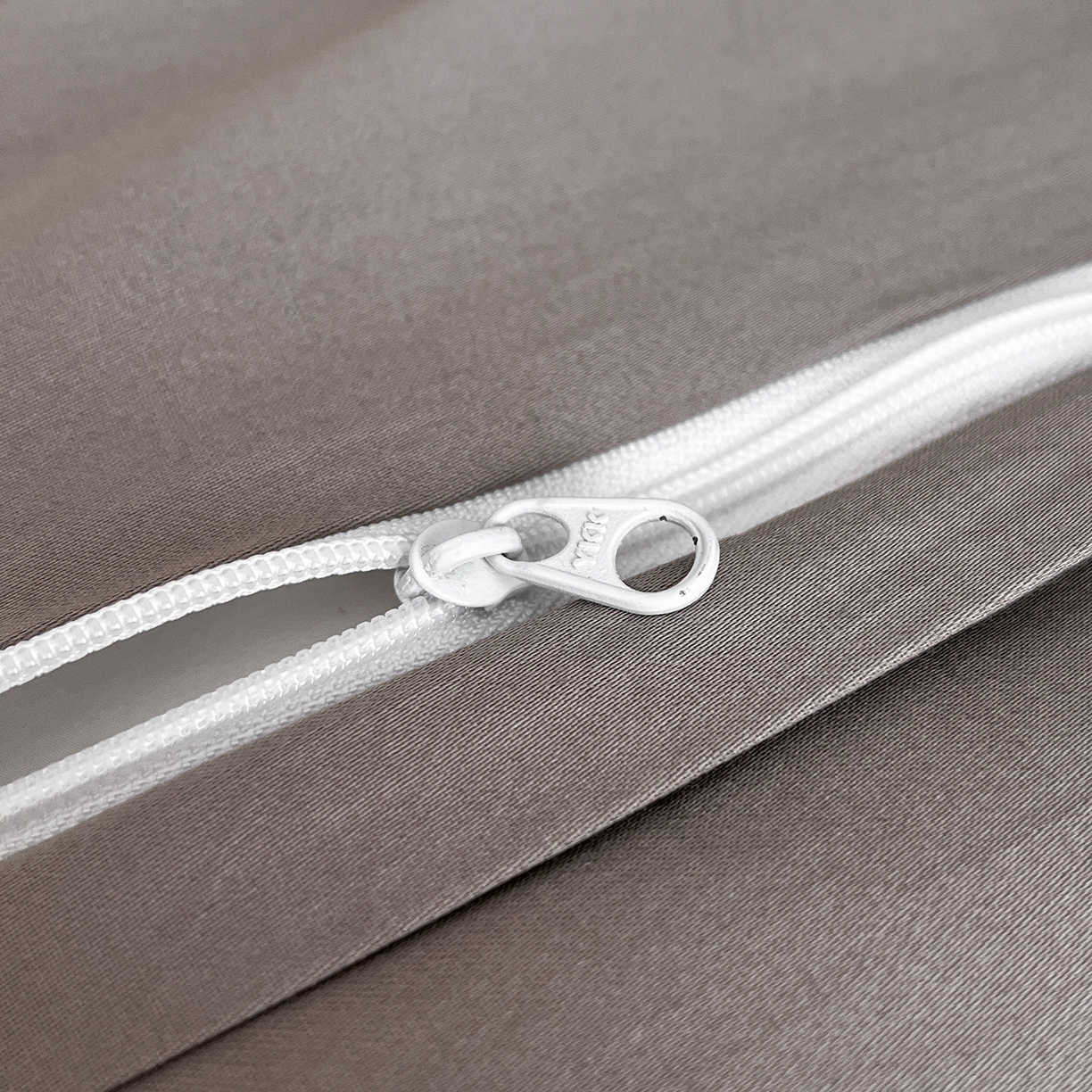 91家纺网 家纺一手货源 找家纺 舒慕家纺 2025新款100支长绒棉提花四件套系列 艺海观澜