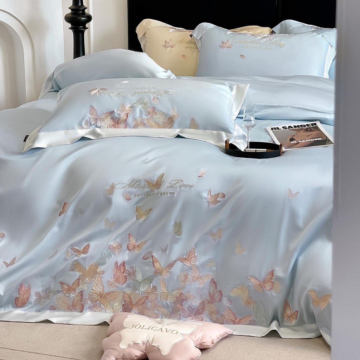 91家纺网 家纺一手货源 找家纺  2025直播爆款A类贡缎长绒棉四件套纯棉全棉重工刺绣被套床单高端拼接床上用品 七彩蝶梦-布鲁蓝