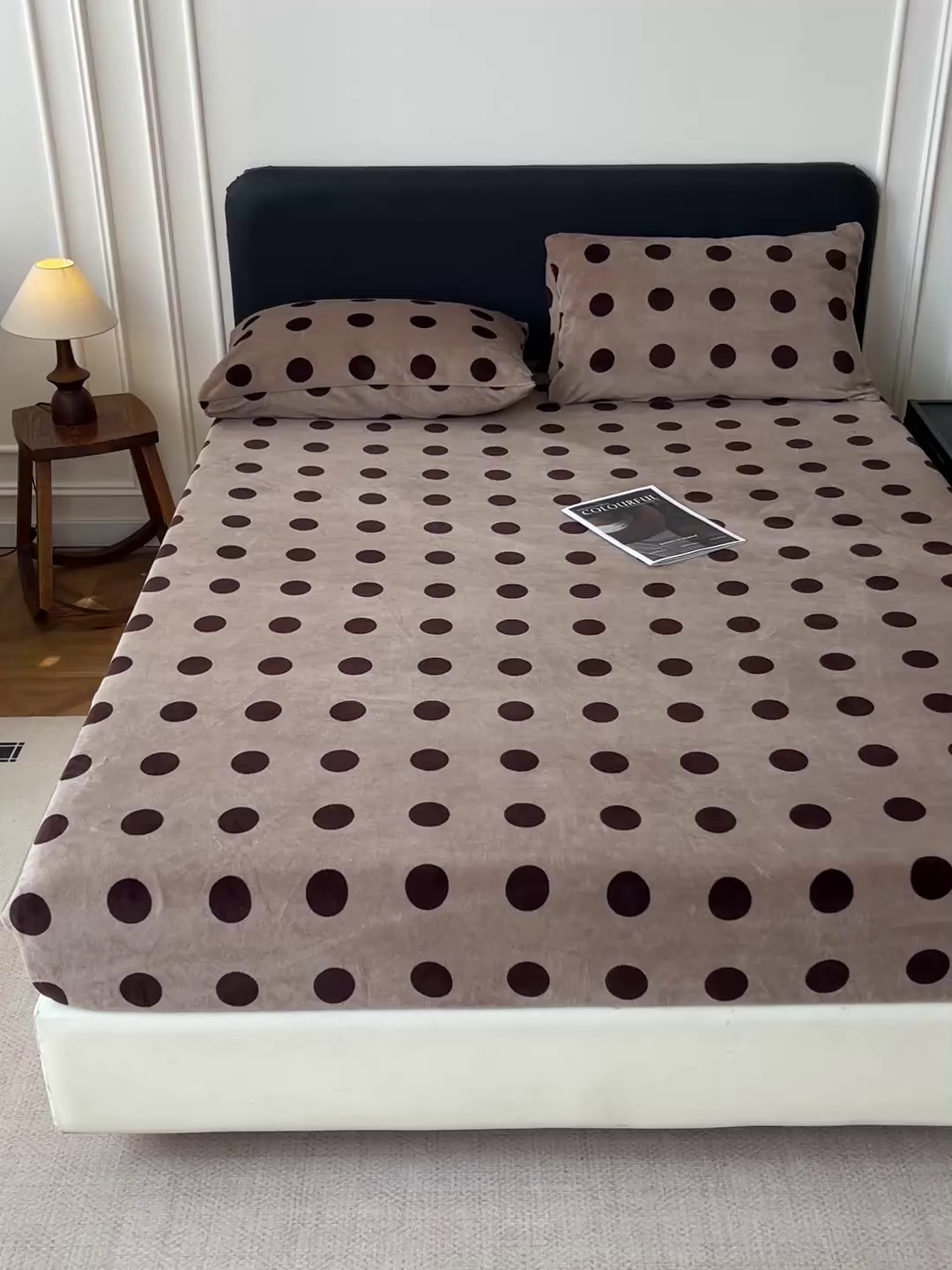 91家纺网 家纺一手货源 找家纺 朵朵家纺 2025新款加厚牛奶绒印花单床笠单品学生宿舍床垫保护套 床笠（床垫保护套可定制尺寸 ） 卡布奇诺