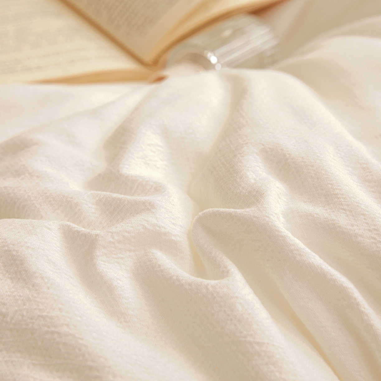 91家纺网 家纺一手货源 找家纺 金喜 2025新款棉麻皱皱纱被芯春秋被冬被加厚被子大豆绗缝被子四季被 雅白