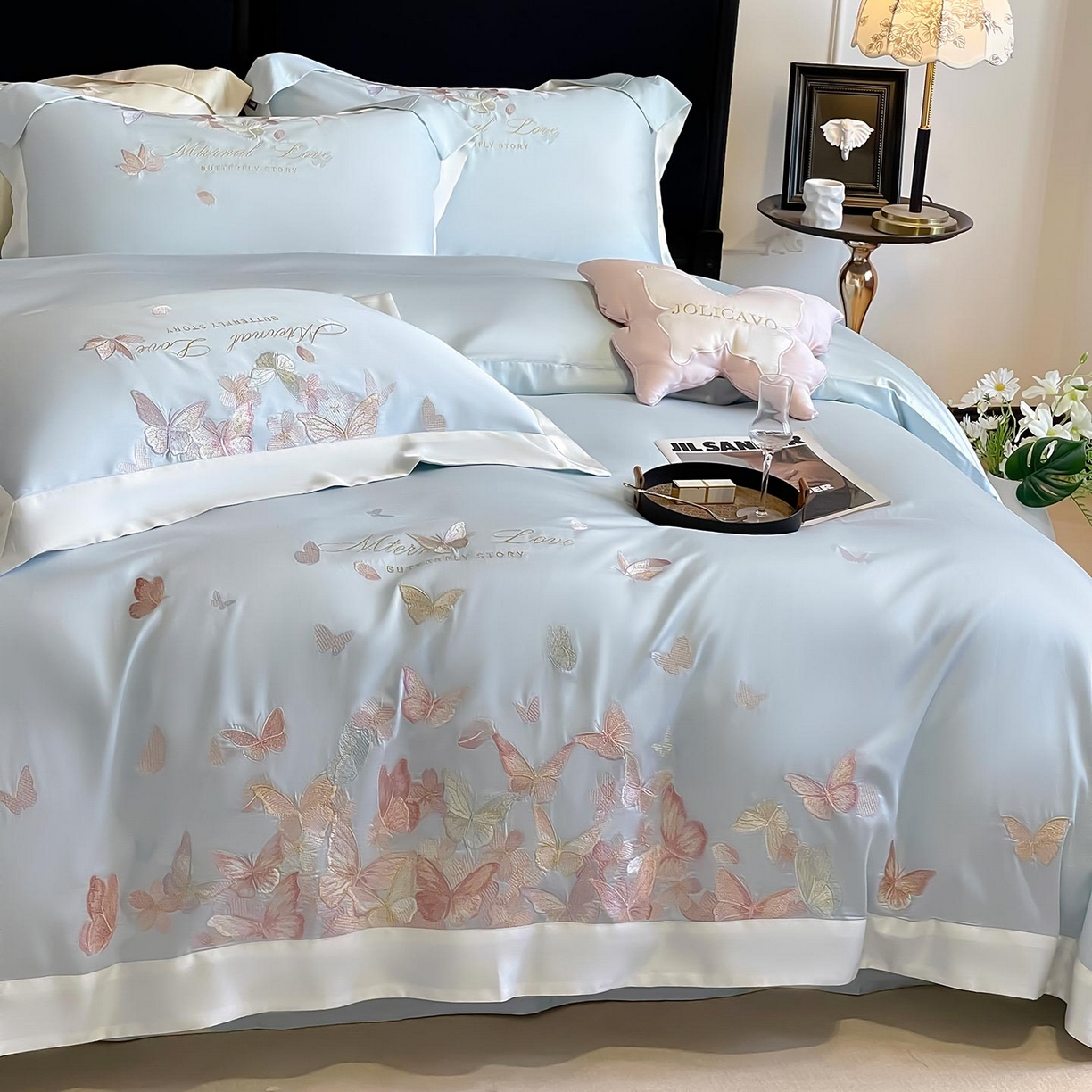 91家纺网 家纺一手货源 找家纺  2025直播爆款A类贡缎长绒棉四件套纯棉全棉重工刺绣被套床单高端拼接床上用品 七彩蝶梦-布鲁蓝