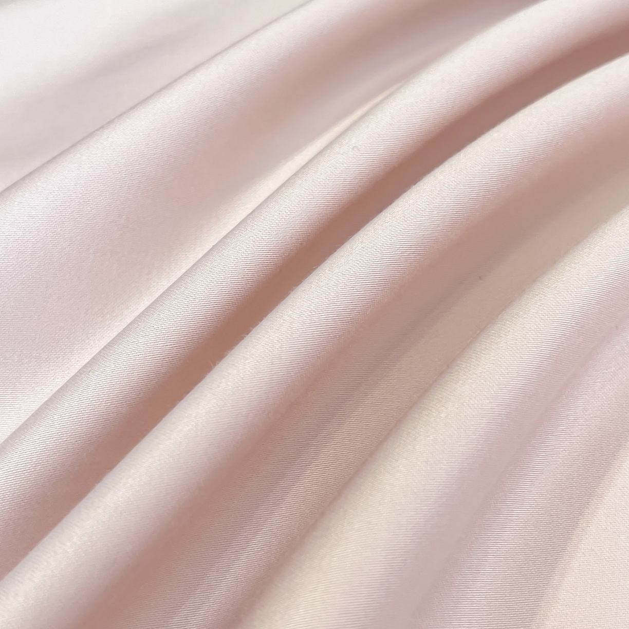 91家纺网 家纺一手货源 找家纺  2025直播爆款A类贡缎长绒棉四件套纯棉全棉重工刺绣被套床单高端拼接床上用品 七彩蝶梦-落樱粉