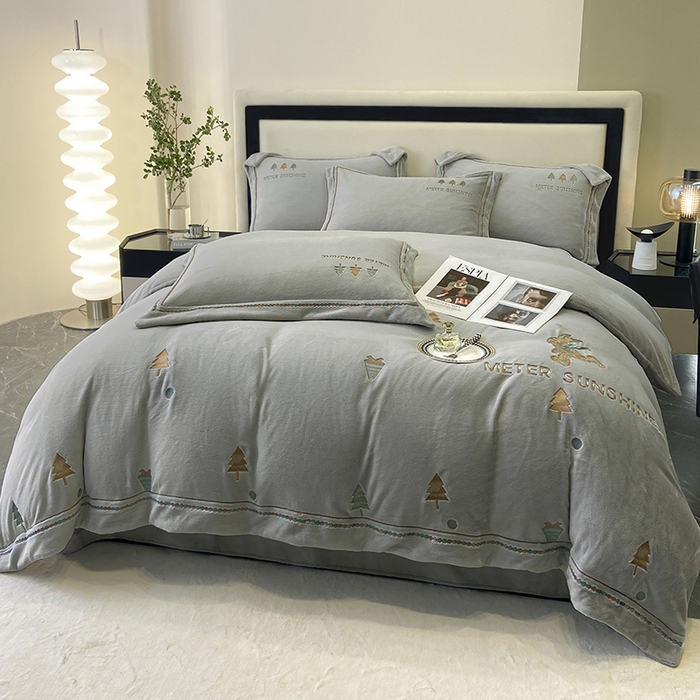 91家纺网 家纺一手货源 找家纺 （总）家居1号家纺 2025新款230克牛奶绒全消光冬季爆款四件套-唯美意境（全网控价！活动立减券后价格不得低于：标准258元，加278元！请大家把控利润！严禁内卷！会员优惠10元！）