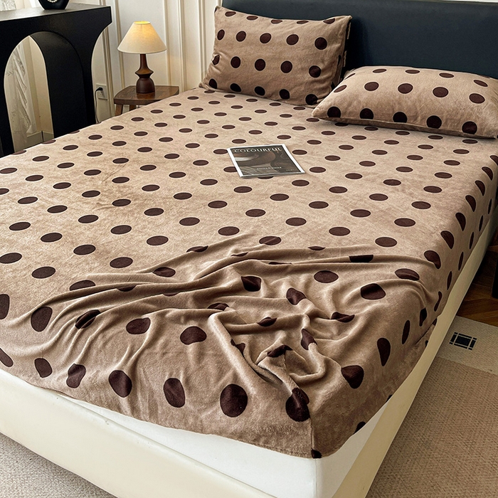 91家纺网 家纺一手货源 找家纺 朵朵家纺 2025新款加厚牛奶绒印花单床笠单品学生宿舍床垫保护套 床笠（床垫保护套可定制尺寸 ） 卡布奇诺