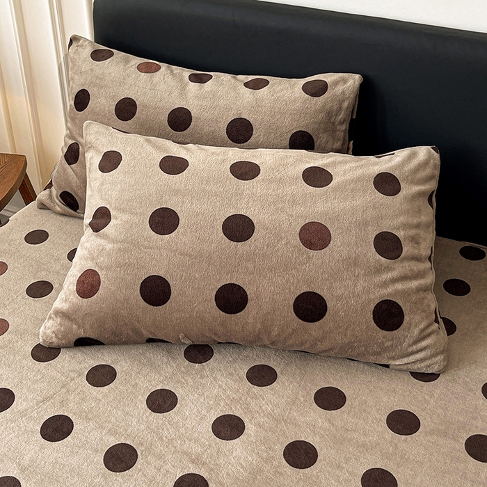 91家纺网 家纺一手货源 找家纺 朵朵家纺 2025新款加厚牛奶绒印花单床笠单品学生宿舍床垫保护套 床笠（床垫保护套可定制尺寸 ） 卡布奇诺