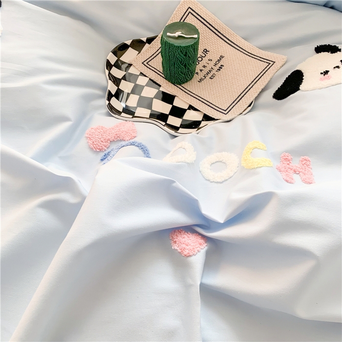 91家纺网 家纺一手货源 找家纺 如意朵 2025新款全棉纯棉小清新印花加绣花四件套 俏皮狗狗蓝