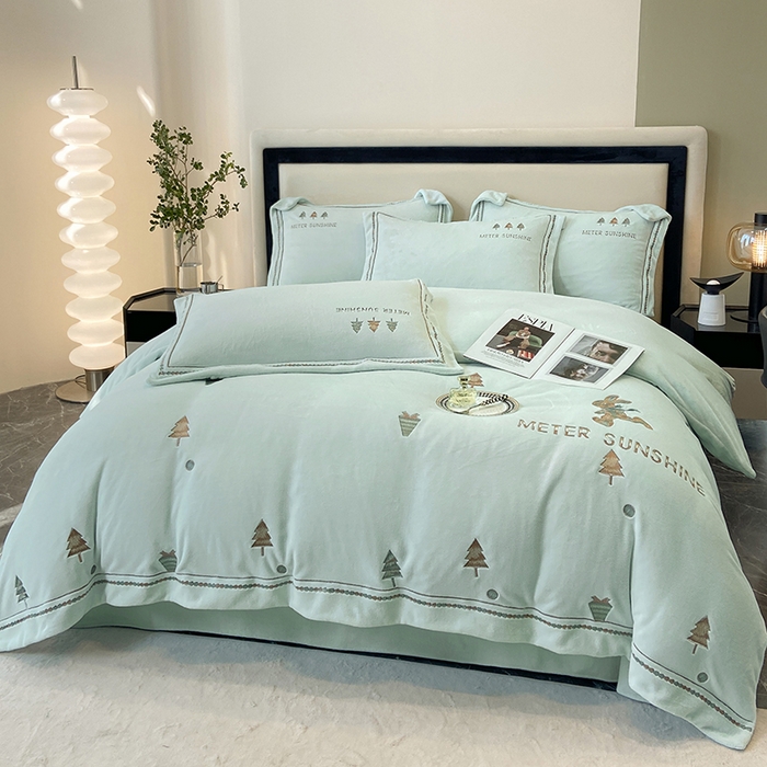 91家纺网 家纺一手货源 找家纺 家居1号家纺 2025新款230克牛奶绒全消光冬季爆款四件套-唯美意境 唯美意境-蓝绿