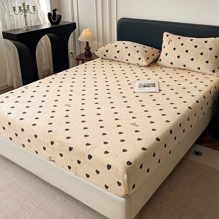 91家纺网 家纺一手货源 找家纺 朵朵家纺 2025新款加厚牛奶绒印花单床笠单品学生宿舍床垫保护套 床笠（床垫保护套可定制尺寸 ） 满心欢喜