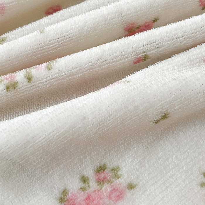 91家纺网 家纺一手货源 找家纺 朵朵家纺 2025新款加厚牛奶绒印花单床笠单品学生宿舍床垫保护套 床笠（床垫保护套可定制尺寸 ） 玫瑰小熊